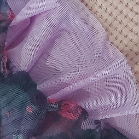 Girl's skirt - Picture 3 of 9